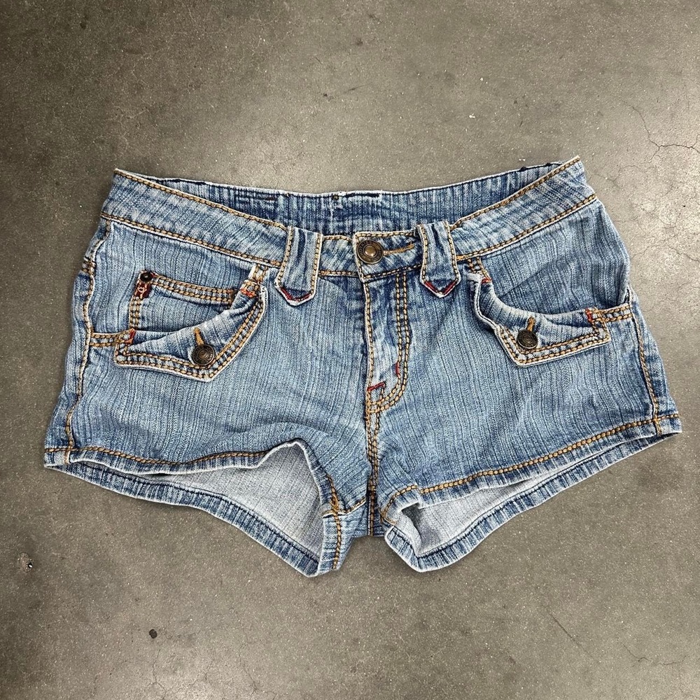 vintage Y2K Hot Kiss low-rise denim micro shorts Size 32